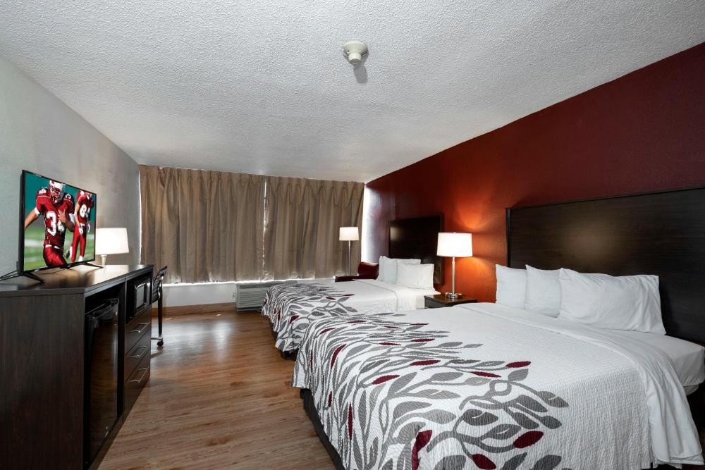 Deluxe Double Room with Two Double Beds - Non-Smoking interior
